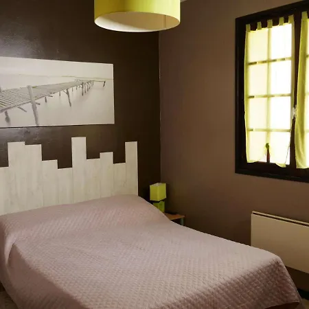 Maison Avec Jardin, Veranda Ensoleillee Et Confort A - Fr-1-387-62 Villa